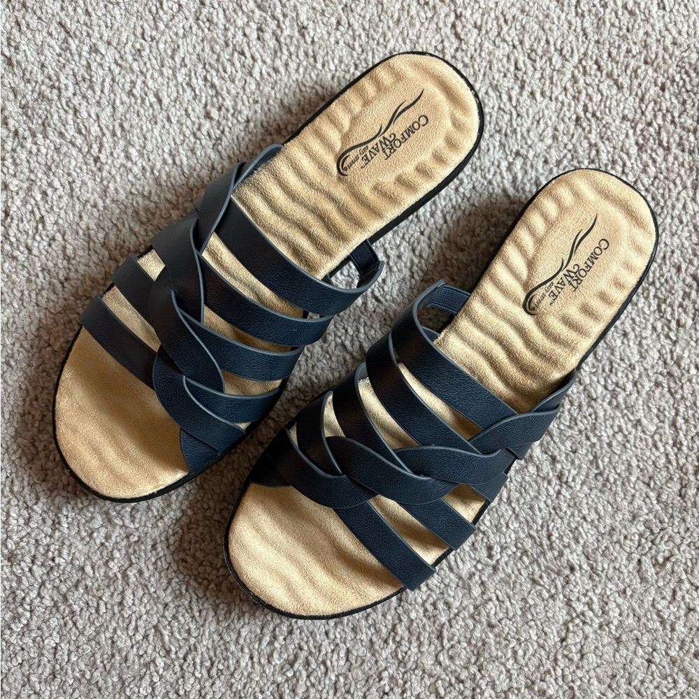 Comfort Wave Navy Strappy Sandals